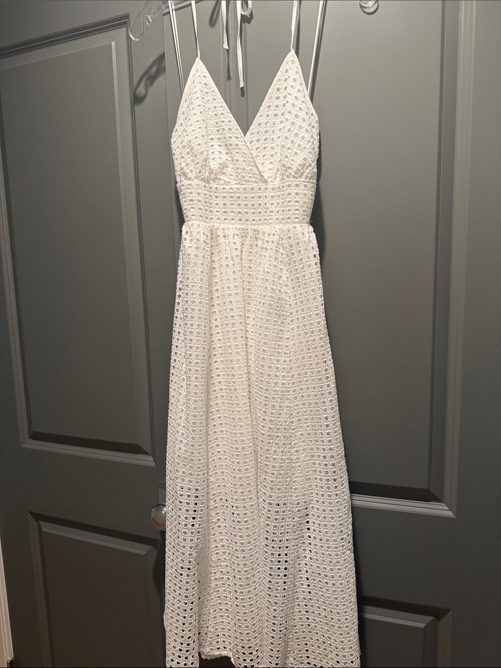 Gorgeous NWT White Eyelet Midi Dress